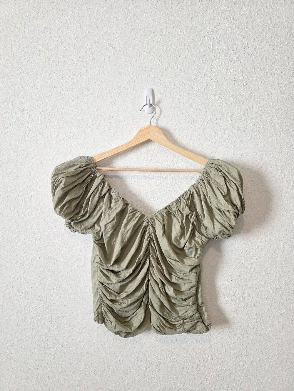 Abercrombie Sage Cotton Ruched Top L